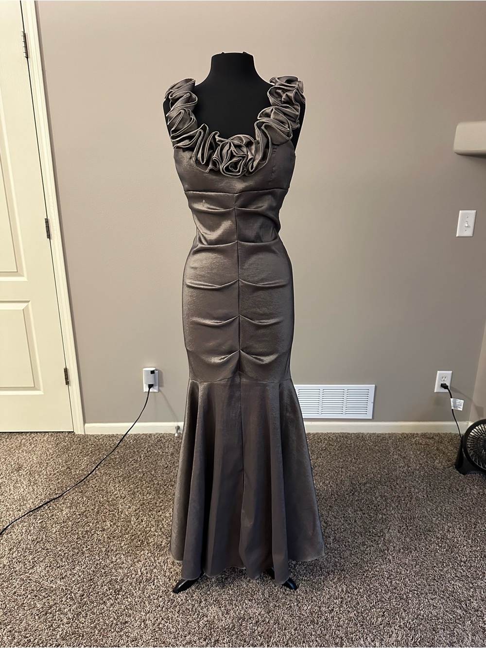 Xscape Gild Gray Satin Ruffled-Neck Mermaid Gown